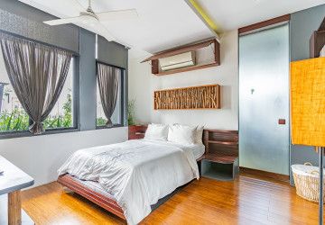 Duplex 4 Bedroom Penthouse For Rent - Tonle Bassac, Phnom Penh thumbnail