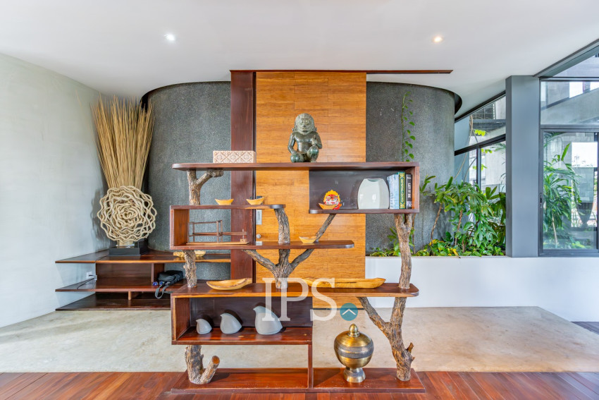 Duplex 4 Bedroom Penthouse For Rent - Tonle Bassac, Phnom Penh