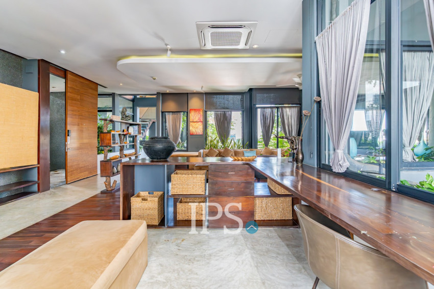 Duplex 4 Bedroom Penthouse For Rent - Tonle Bassac, Phnom Penh