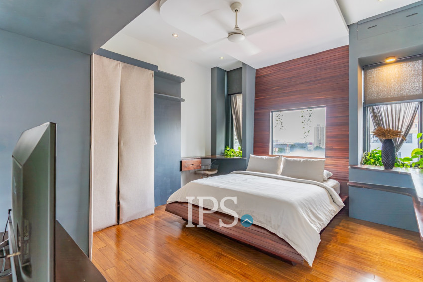 Duplex 4 Bedroom Penthouse For Rent - Tonle Bassac, Phnom Penh