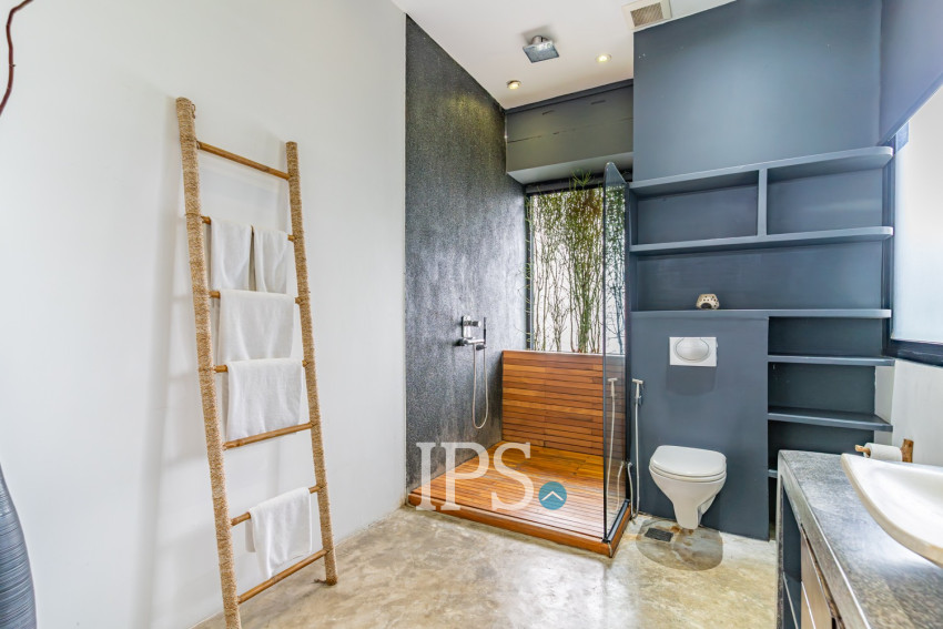 Duplex 4 Bedroom Penthouse For Rent - Tonle Bassac, Phnom Penh