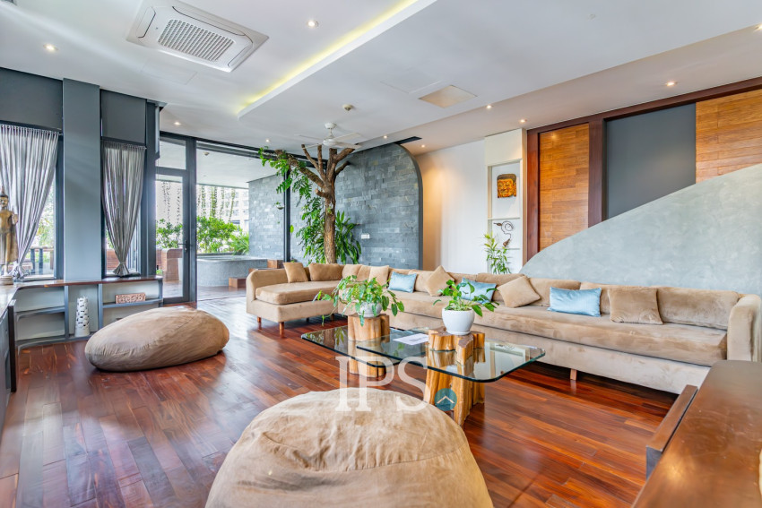 Duplex 4 Bedroom Penthouse For Rent - Tonle Bassac, Phnom Penh