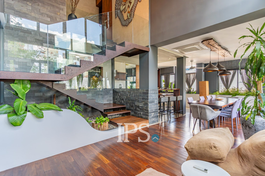 Duplex 4 Bedroom Penthouse For Rent - Tonle Bassac, Phnom Penh