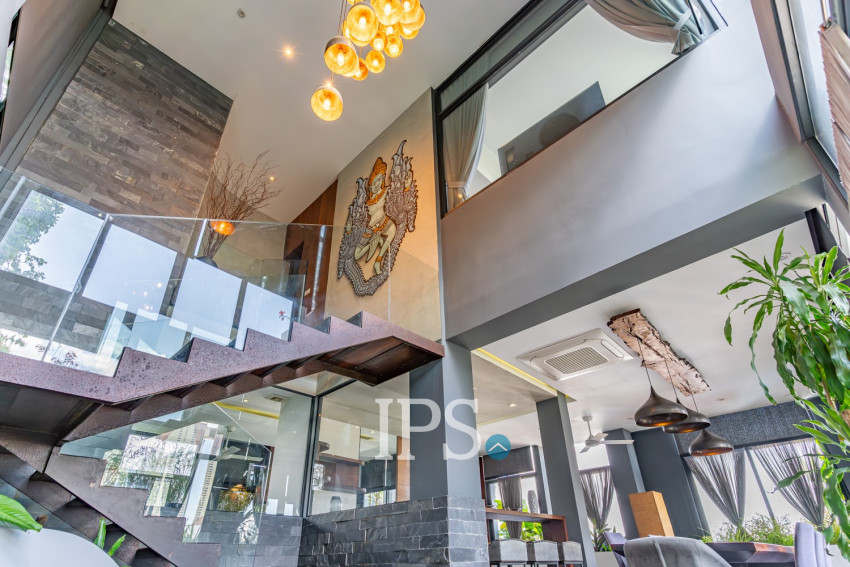 Duplex 4 Bedroom Penthouse For Rent - Tonle Bassac, Phnom Penh
