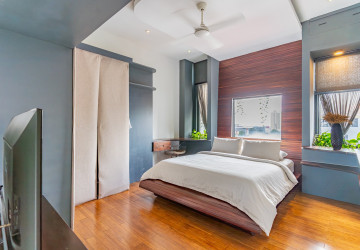Duplex 4 Bedroom Penthouse For Rent - Tonle Bassac, Phnom Penh thumbnail