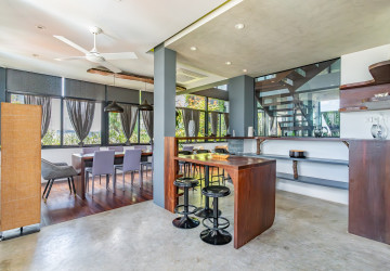 Duplex 4 Bedroom Penthouse For Rent - Tonle Bassac, Phnom Penh thumbnail