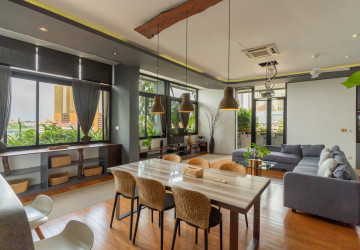 2 Bedroom Serviced Apartment For Rent - Tonle Bassac, Phnom Penh thumbnail