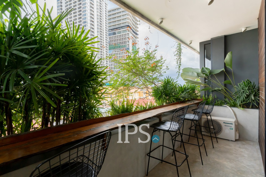 2 Bedroom Serviced Apartment For Rent - Tonle Bassac, Phnom Penh