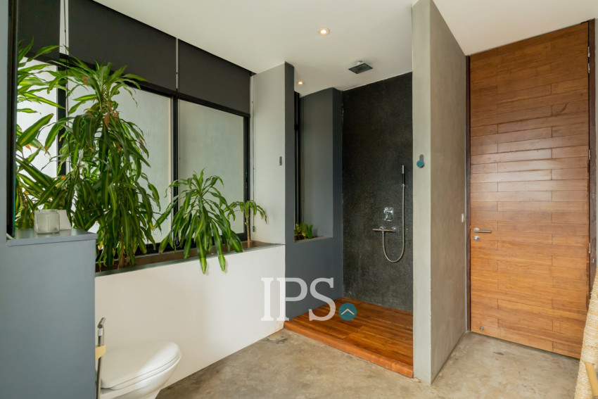 2 Bedroom Serviced Apartment For Rent - Tonle Bassac, Phnom Penh