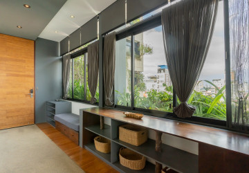 2 Bedroom Serviced Apartment For Rent - Tonle Bassac, Phnom Penh thumbnail