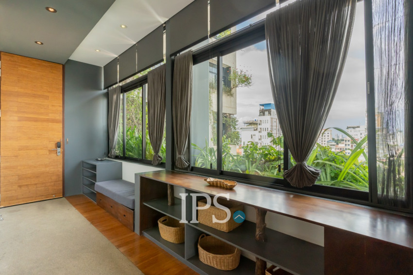 2 Bedroom Serviced Apartment For Rent - Tonle Bassac, Phnom Penh