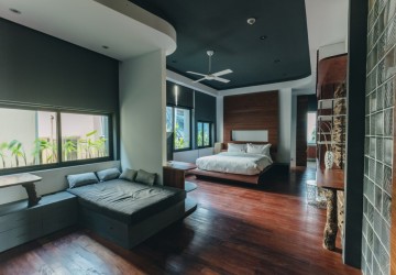 3 Bedroom Serviced Apartment For Rent - Tonle Bassac, Phnom Penh thumbnail