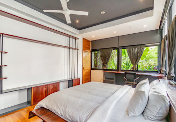 3 Bedroom Serviced Apartment For Rent - Tonle Bassac, Phnom Penh thumbnail