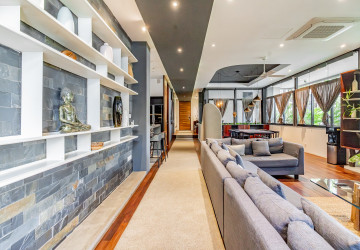 3 Bedroom Serviced Apartment For Rent - Tonle Bassac, Phnom Penh thumbnail