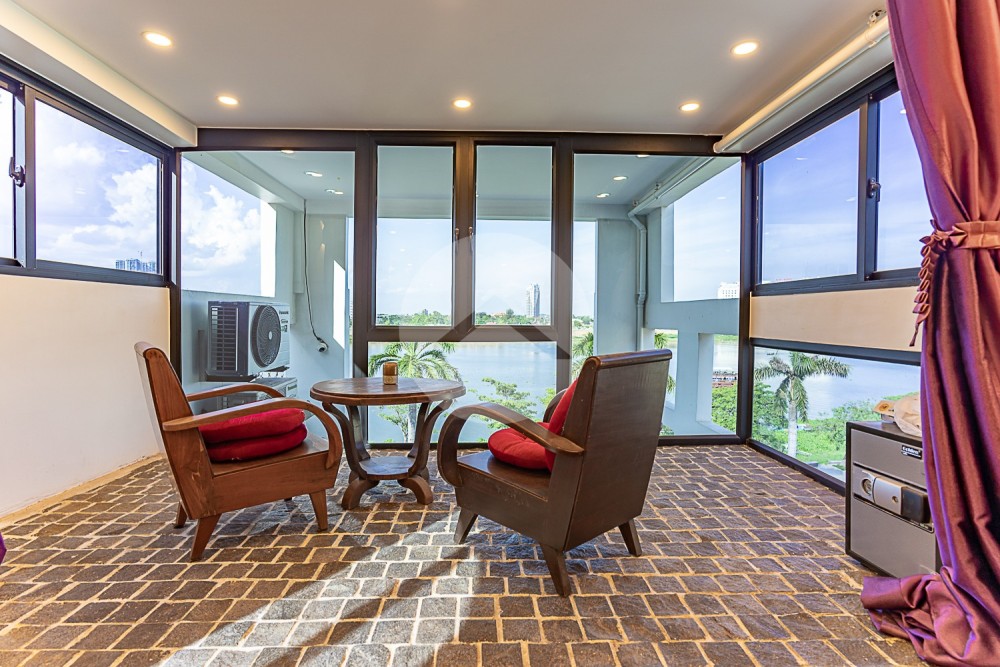 Renovated Duplex 2 Bedroom Apartment For Sale - Riverside, Phnom Penh - Image 6
