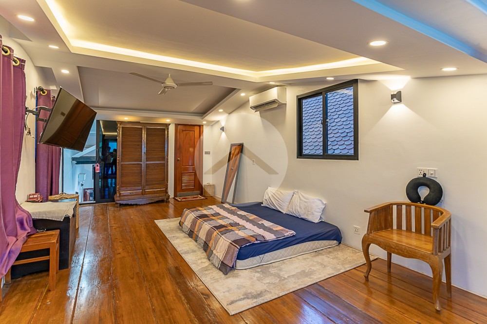 Renovated Duplex 2 Bedroom Apartment For Sale - Riverside, Phnom Penh - Image 4