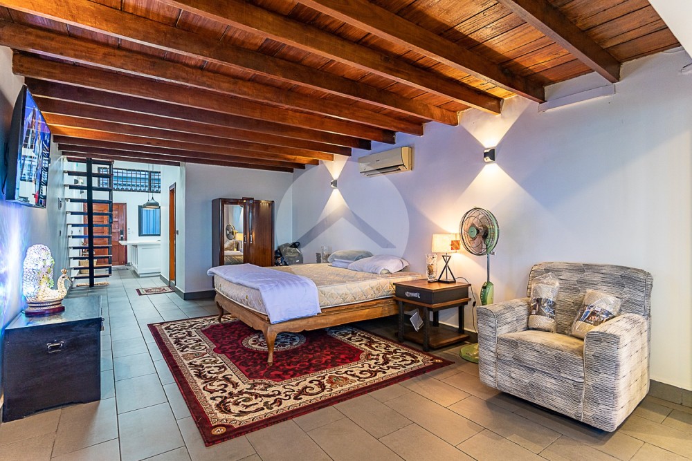 Renovated Duplex 2 Bedroom Apartment For Sale - Riverside, Phnom Penh - Image 8