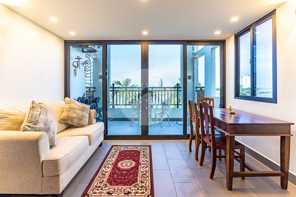 Renovated Duplex 2 Bedroom Apartment For Sale - Riverside, Phnom Penh - Image 15