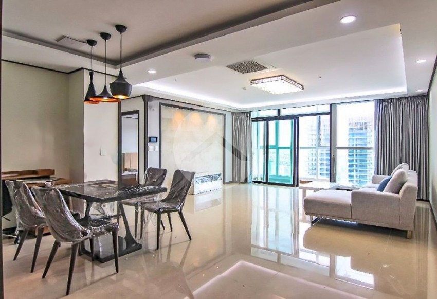 4 Bedroom Condo for Rent - De Castle Royal, BKK1, Phnom Penh