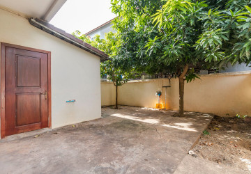 3 Bedroom Villa For Rent - Sala Kamreuk, Siem Reap thumbnail