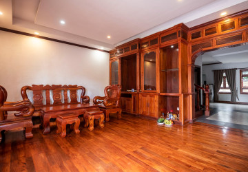 3 Bedroom Villa For Rent - Sala Kamreuk, Siem Reap thumbnail