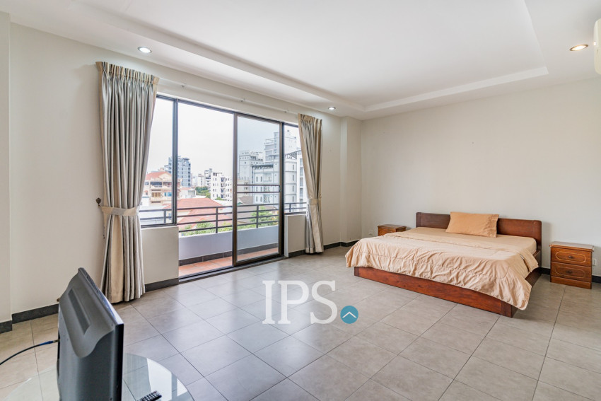 1 Bedroom Serviced Apartment For Rent - Phsar Doeum Thkov, Phnom Penh