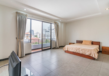 1 Bedroom Serviced Apartment For Rent - Phsar Doeum Thkov, Phnom Penh thumbnail