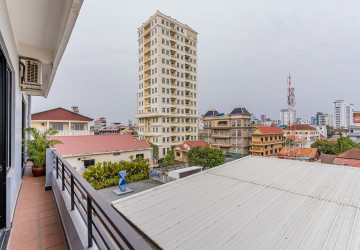 1 Bedroom Serviced Apartment For Rent - Phsar Doeum Thkov, Phnom Penh thumbnail