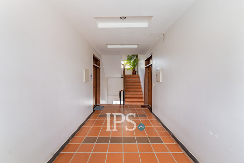 1 Bedroom Serviced Apartment For Rent - Phsar Doeum Thkov, Phnom Penh