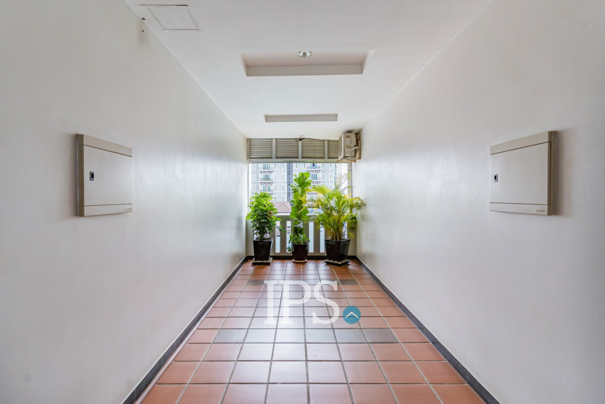 1 Bedroom Serviced Apartment For Rent - Phsar Doeum Thkov, Phnom Penh