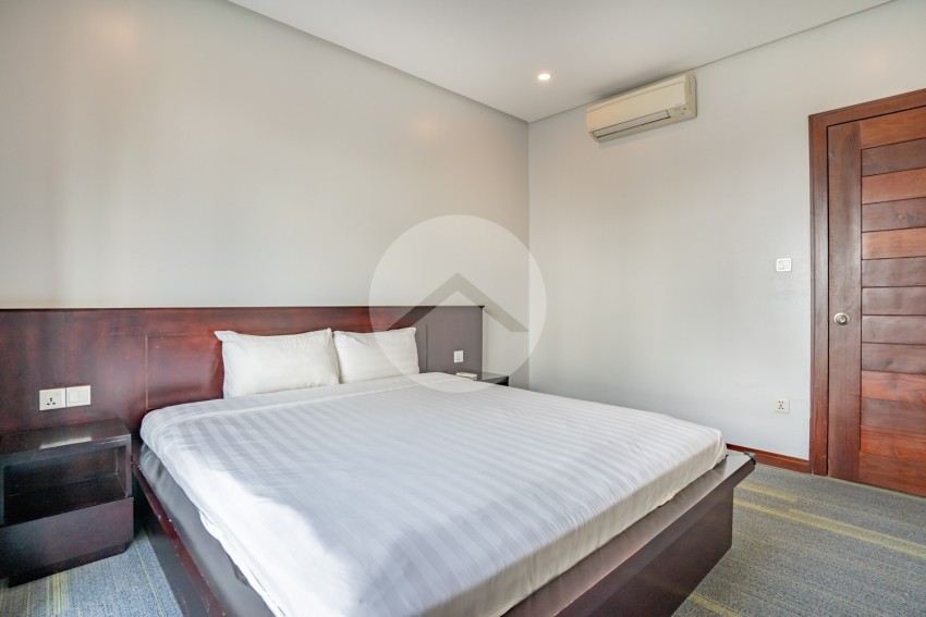 4 Bedroom Duplex Penthouse Apartment For Rent - BKK1, Phnom Penh