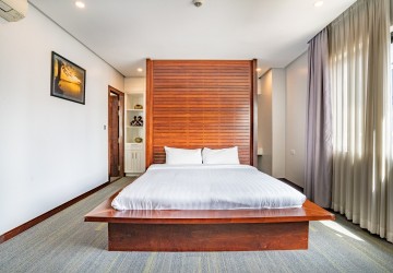 4 Bedroom Duplex Penthouse Apartment For Rent - BKK1, Phnom Penh thumbnail