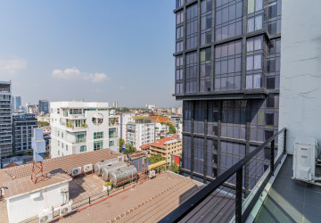 Duplex 4 Bedroom Serviced Penthouse For Rent - BKK1, Phnom Penh thumbnail