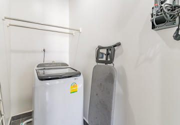 Duplex 4 Bedroom Serviced Penthouse For Rent - BKK1, Phnom Penh thumbnail