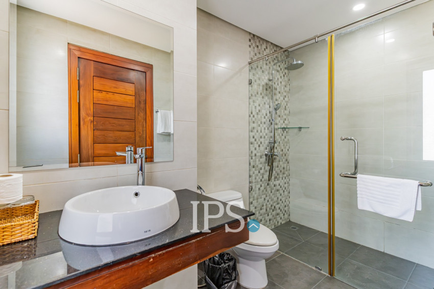 Duplex 4 Bedroom Serviced Penthouse For Rent - BKK1, Phnom Penh
