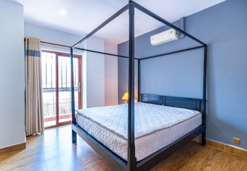 2 Bedroom Serviced Apartment For Rent- Daun Penh, Phnom Penh thumbnail