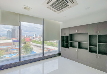 268 Sqm Office Space For Rent - Toul Tum Poung, Phnom Penh thumbnail