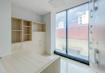 268 Sqm Office Space For Rent - Toul Tum Poung, Phnom Penh thumbnail