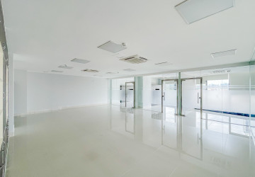 268 Sqm Office Space For Rent - Toul Tum Poung, Phnom Penh thumbnail