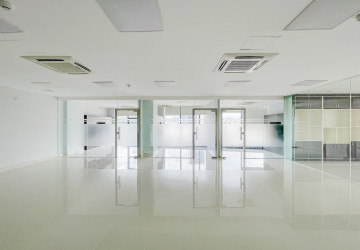 268 Sqm Office Space For Rent - Toul Tum Poung, Phnom Penh thumbnail