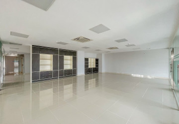 268 Sqm Office Space For Rent - Toul Tum Poung, Phnom Penh thumbnail