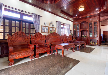 5 Bedroom House For Rent - Sala Kamreuk, Siem Reap thumbnail