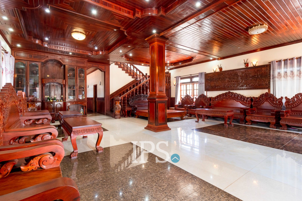 5 Bedroom House For Rent - Sala Kamreuk, Siem Reap - Image 4