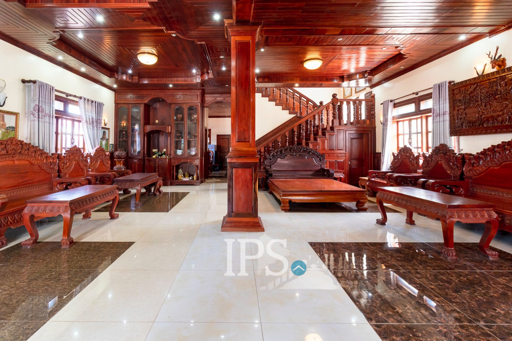 5 Bedroom House For Rent - Sala Kamreuk, Siem Reap - Image 3
