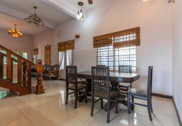 3 Bedroom House For Rent - Svay Dangkum, Siem Reap thumbnail