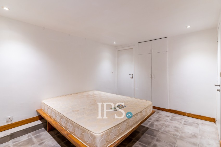 Renovated 3 Bedroom Duplex Apartment For Rent - Mittapheap, Phnom Penh