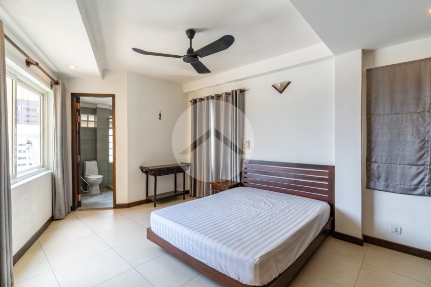 2 Bedroom Serviced Apartment For Rent - Tonle Bassac, Phnom Penh