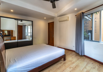 2 Bedroom Serviced Apartment For Rent - Tonle Bassac, Phnom Penh thumbnail