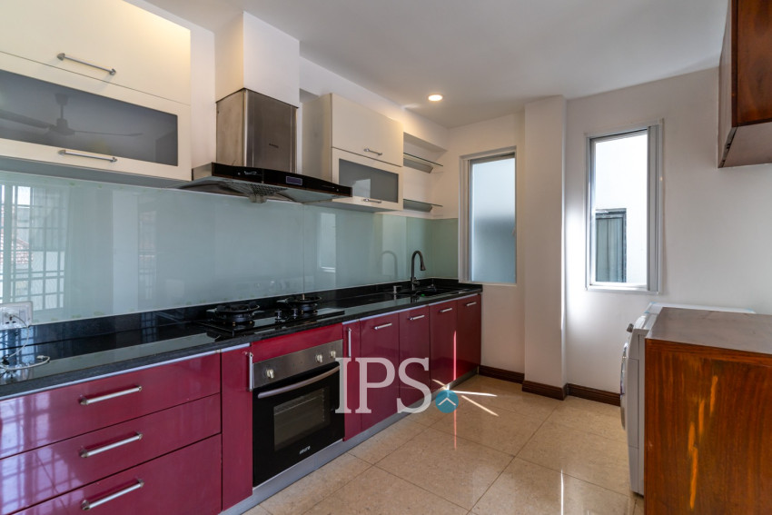 2 Bedroom Serviced Apartment For Rent - Tonle Bassac, Phnom Penh
