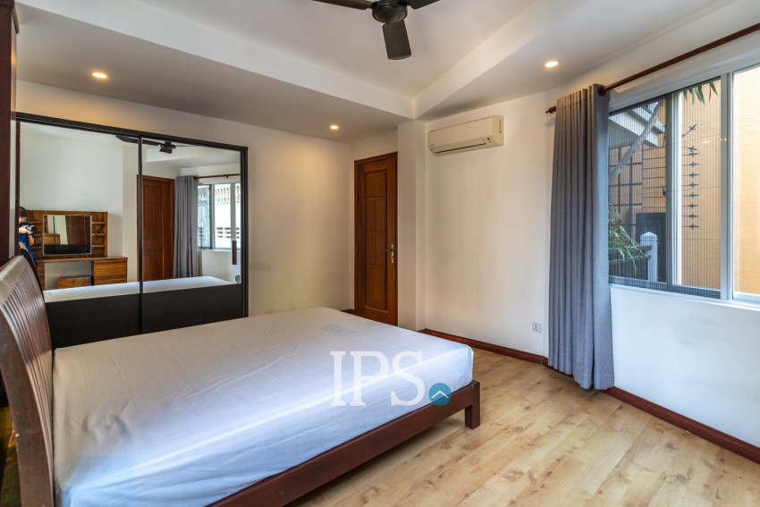 2 Bedroom Serviced Apartment For Rent - Tonle Bassac, Phnom Penh